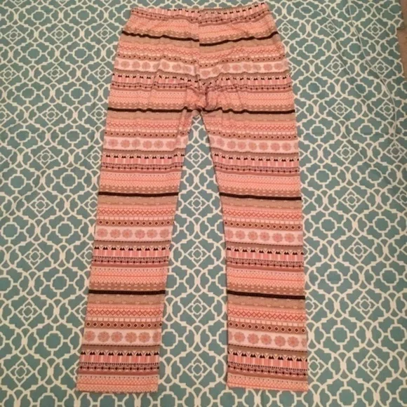 FRUMOS Peach and cream Seasonal Leggings - Picture 6 of 7